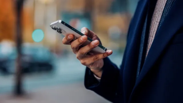 KI-gestützte Variantenerstellung für Social Media